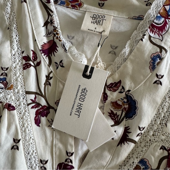 Elegant Floral Women's Blouse - Picture 11 of 12